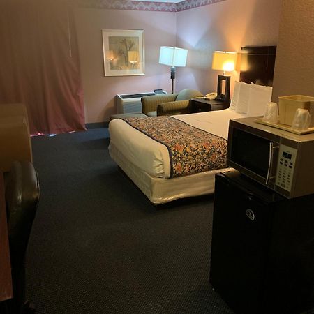 Lincoln Inn Express Hotel And Suites Оклахома-Сіті Екстер'єр фото